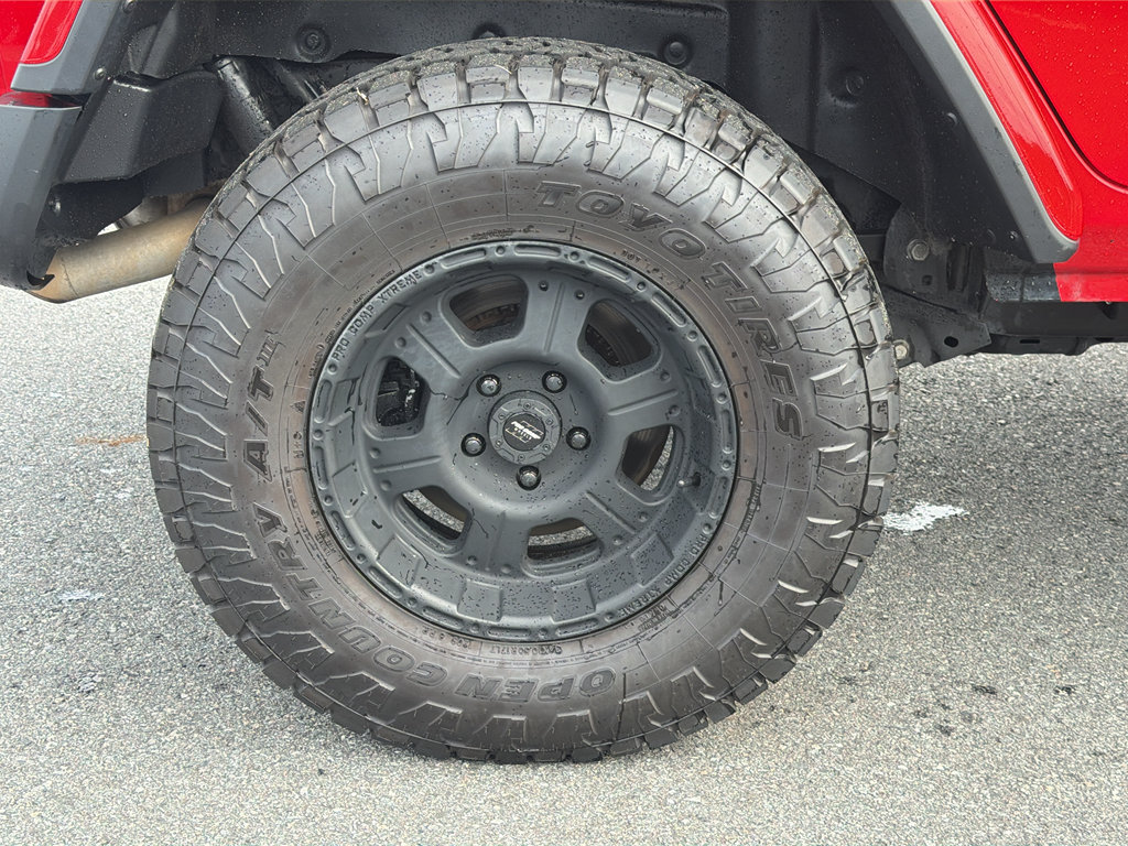 Used 2018 Jeep Wrangler Unlimited Rubicon AWD/4WD image 35