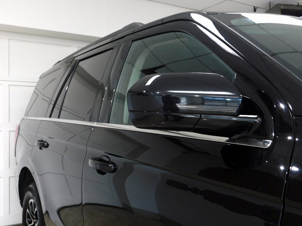 Used 2024 Ford Expedition XLT image 12