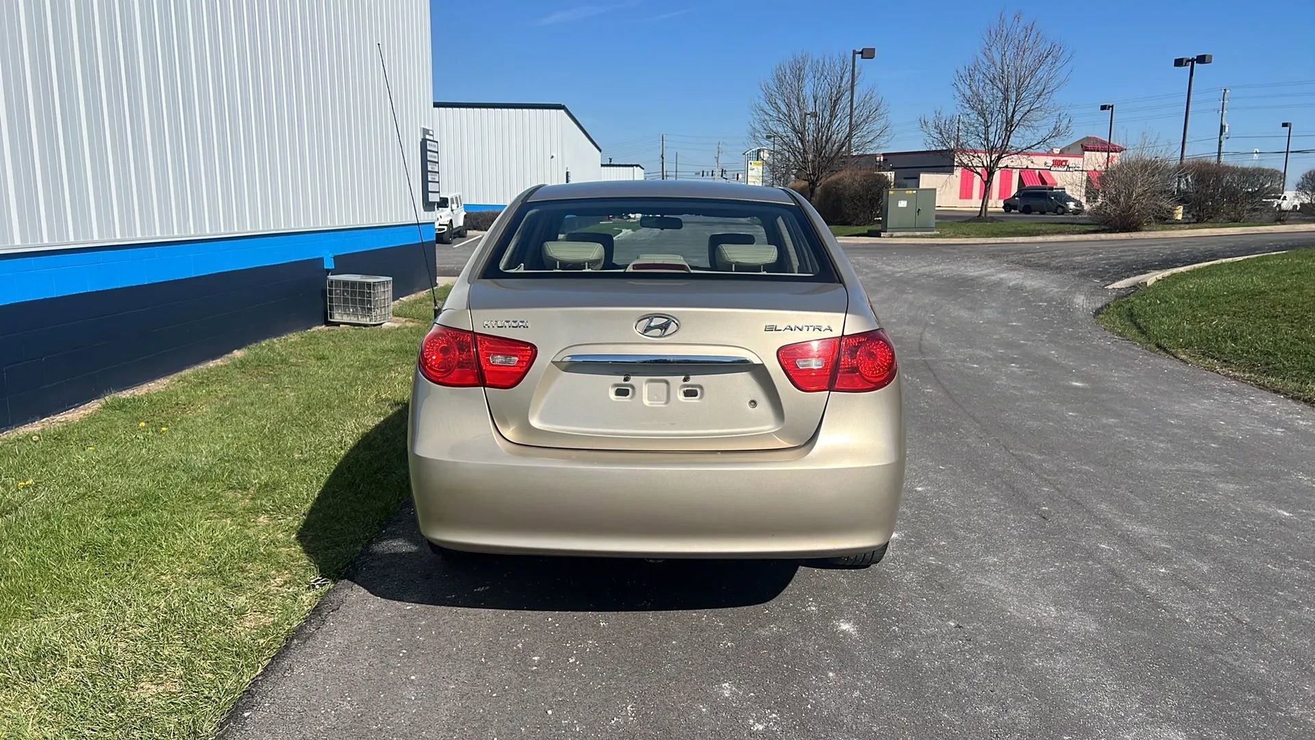 Used 2007 Hyundai Elantra SE FWD image 6