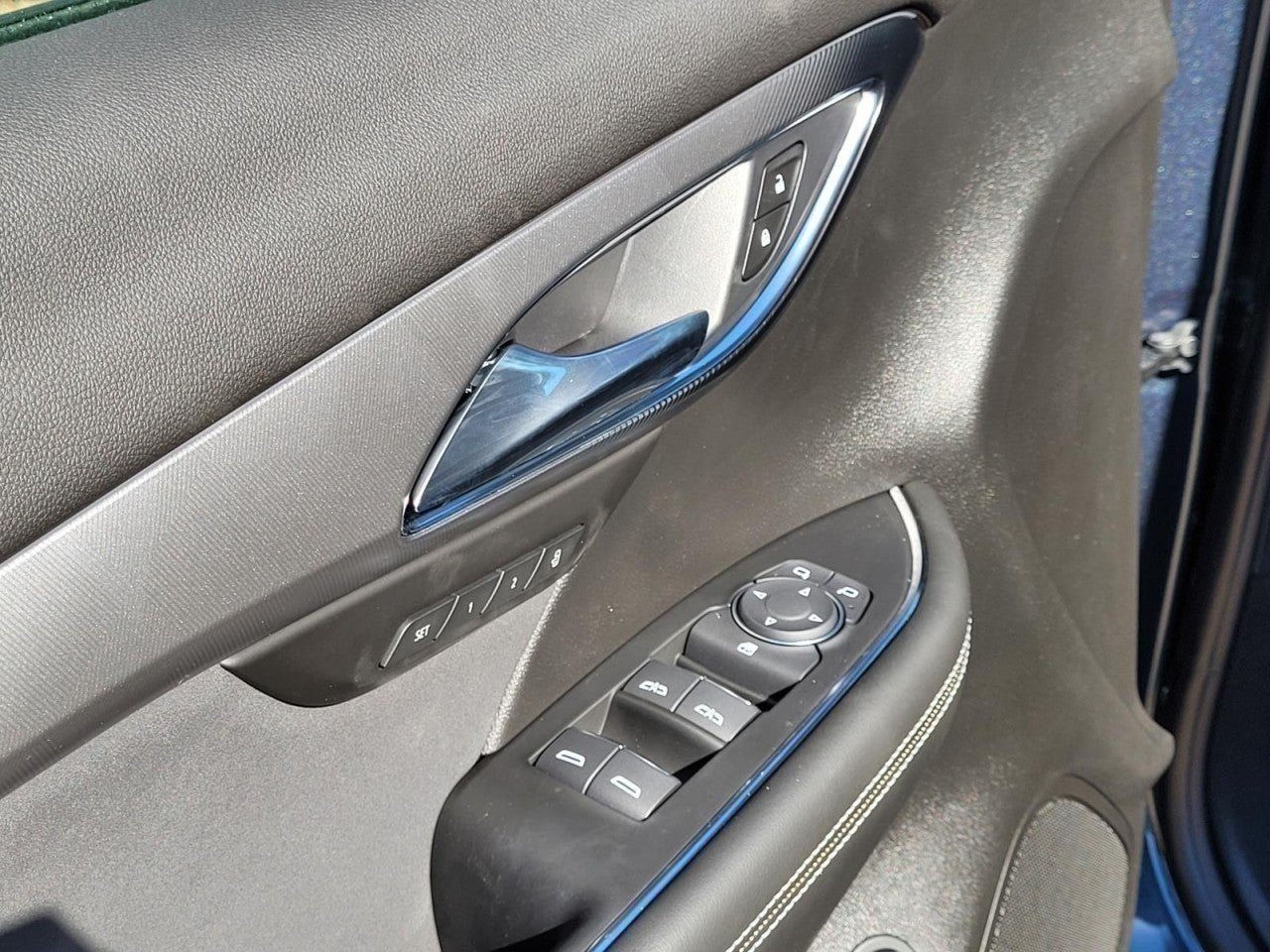 New 2026 Buick Envision Sport Touring AWD/4WD image 10