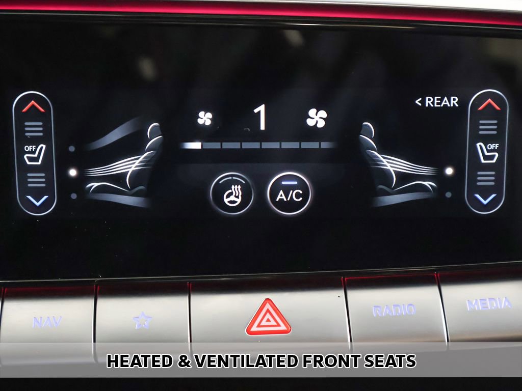 Used 2023 Genesis GV70 2.5T Advanced w/ Advanced Package image 10