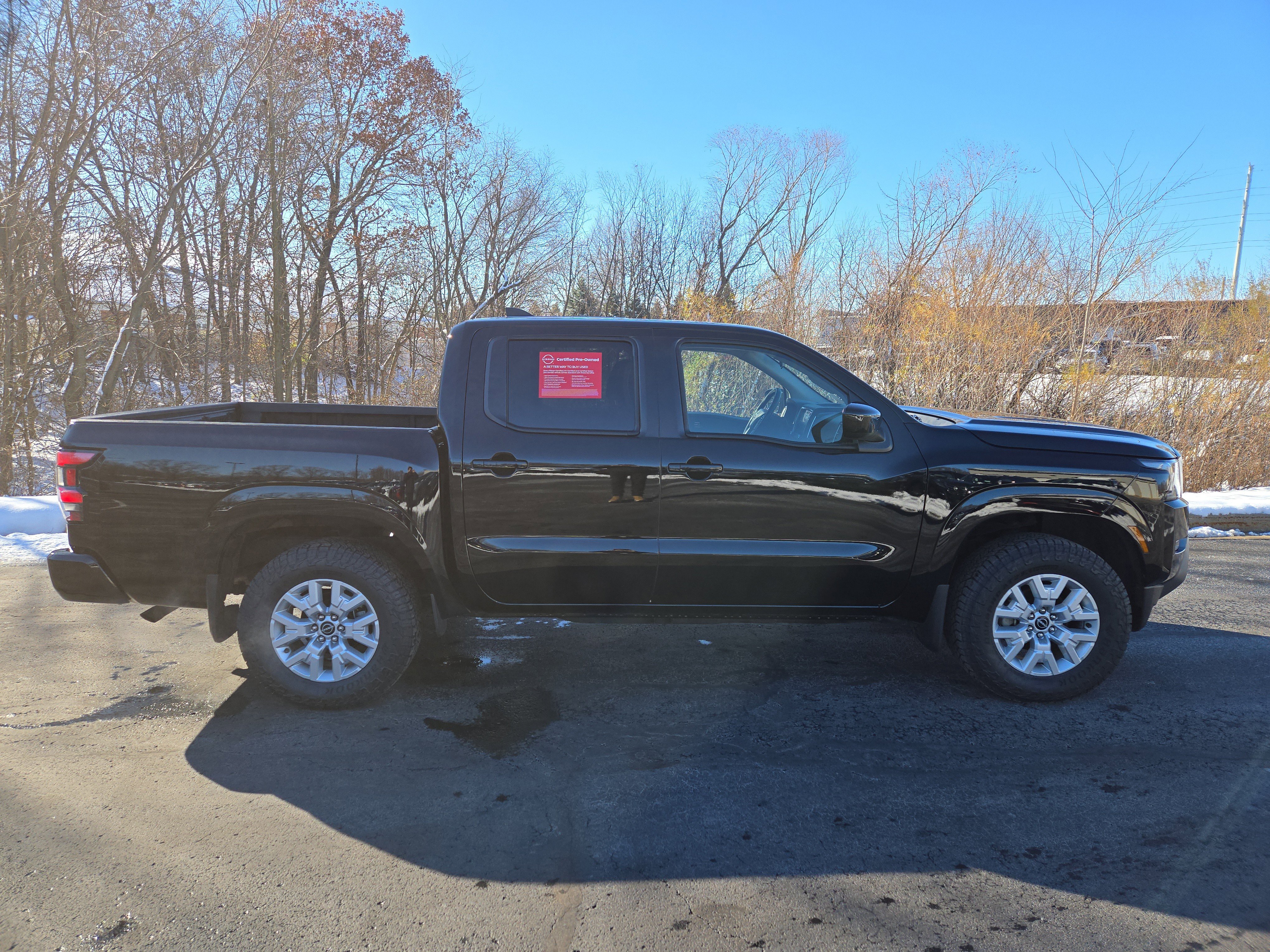 Certified 2023 Nissan Frontier SV w/ Technology Package image 3