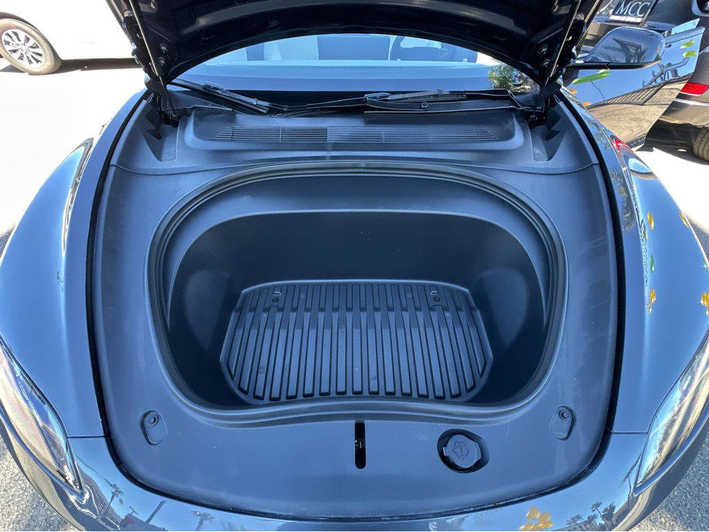 Used 2024 Tesla Model 3 image 37