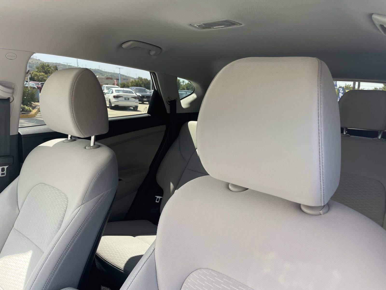 Used 2021 Hyundai Tucson Value FWD image 18