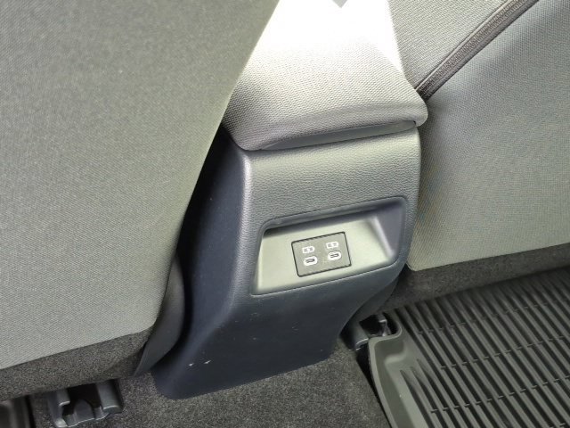 Used 2026 Toyota Corolla SE FWD image 16