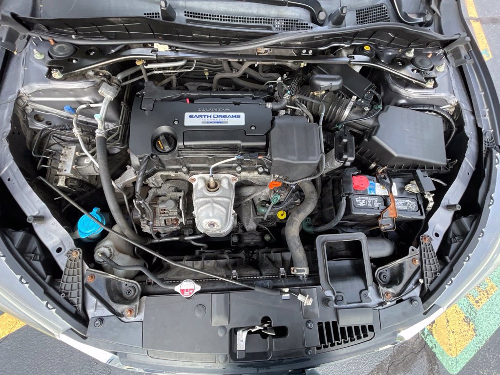 Used 2015 Honda Accord EX image 30