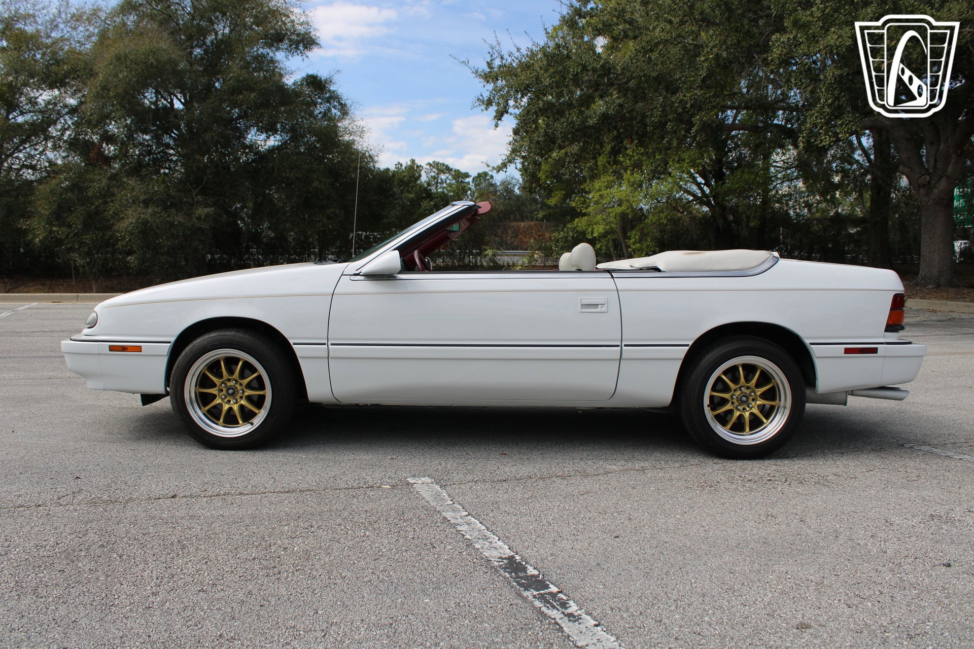 Used 1994 Chrysler LeBaron GTC FWD image 17