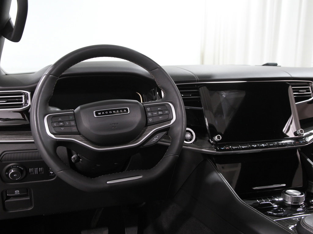 Used 2022 Jeep Wagoneer Series III w/ Premium Group I image 6