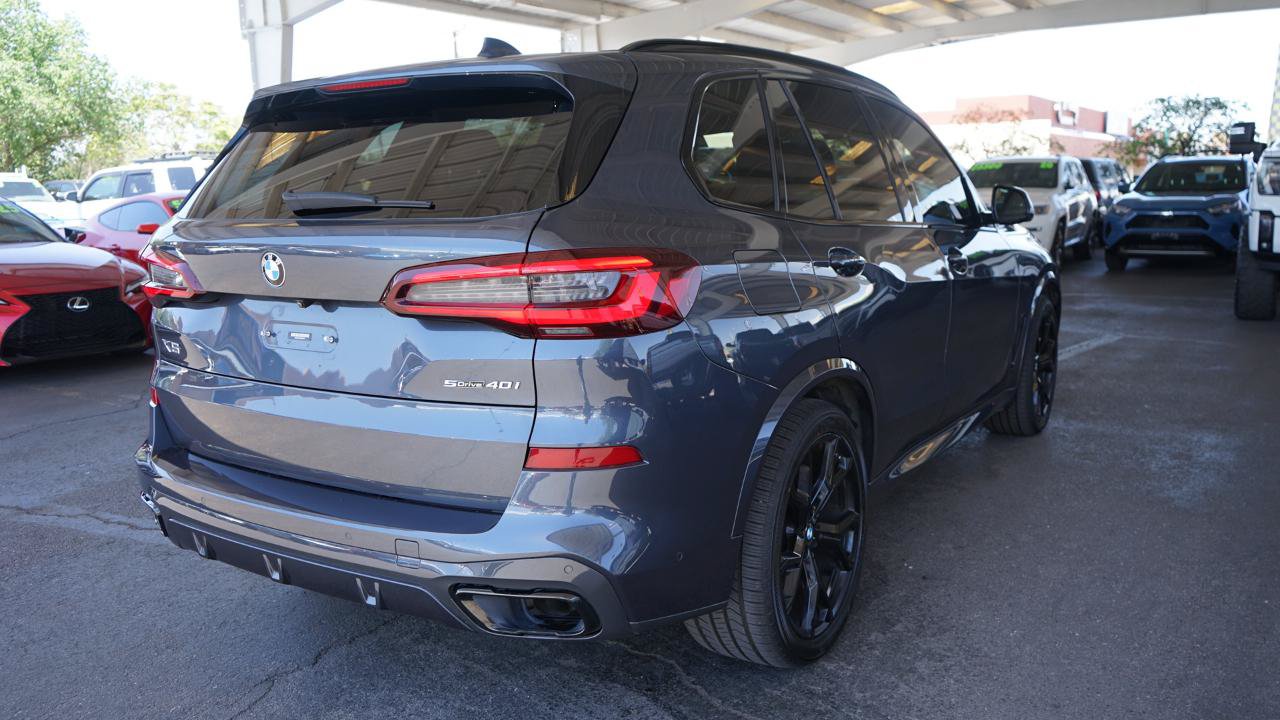 Used 2021 BMW X5 sDrive40i w/ M Sport Package RWD image 3