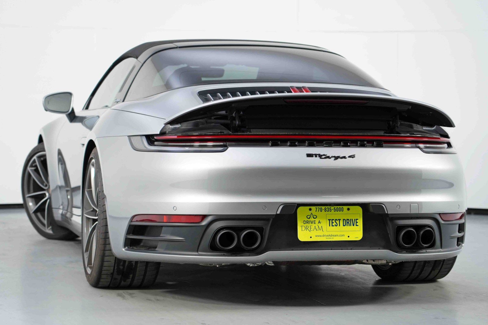 Used 2024 Porsche 911 Targa 4 w/ Premium Package image 6
