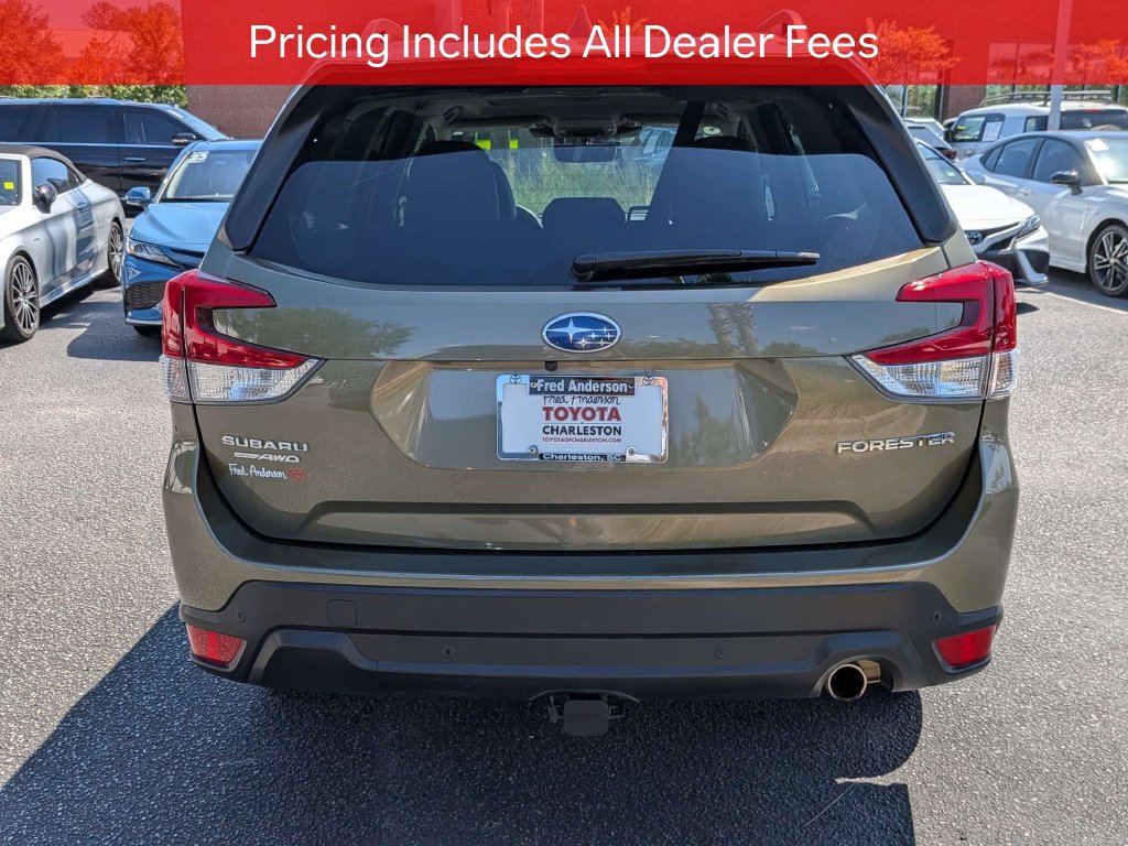 Used 2023 Subaru Forester Limited AWD/4WD image 5