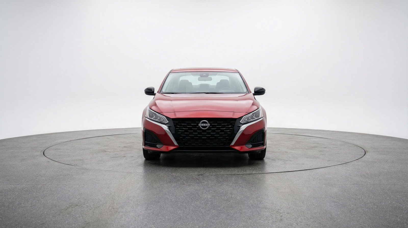 Used 2025 Nissan Altima 2.5 SV FWD image 2