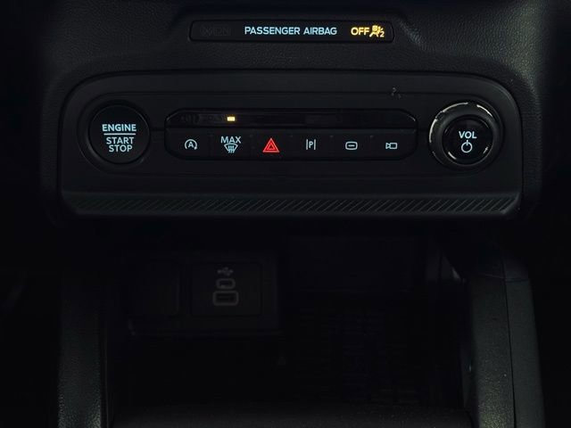 Used 2025 Ford Bronco Sport Badlands image 31