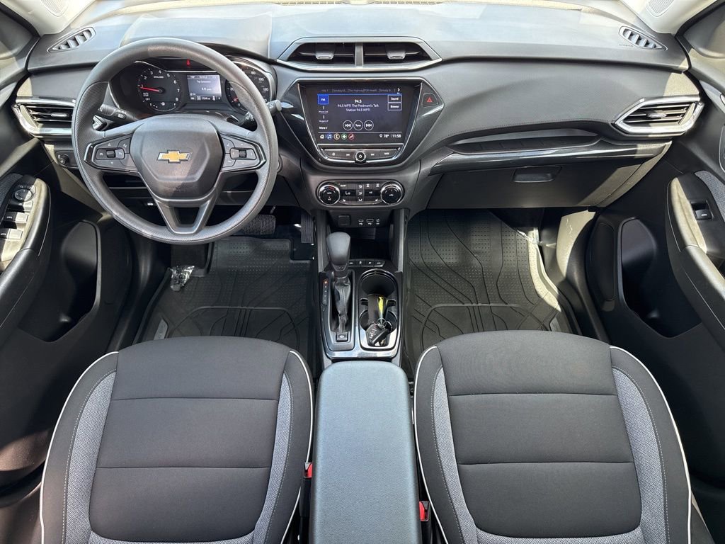 Used 2023 Chevrolet TrailBlazer LT w/ Convenience Package image 13