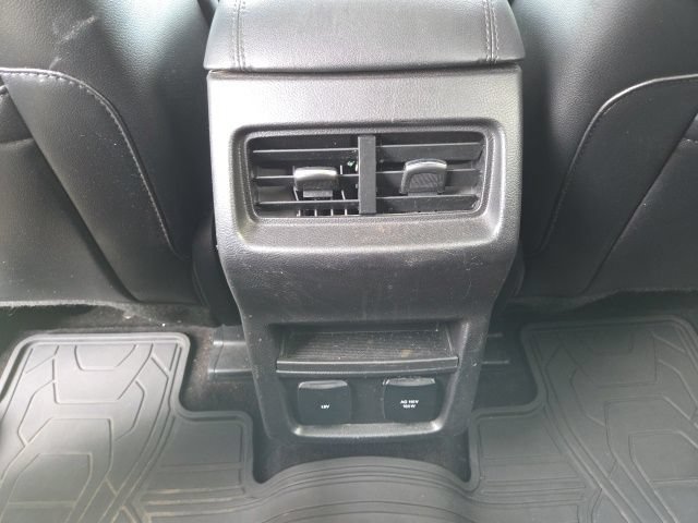 Used 2016 Ford Edge SEL w/ Equipment Group 201A AWD/4WD image 22