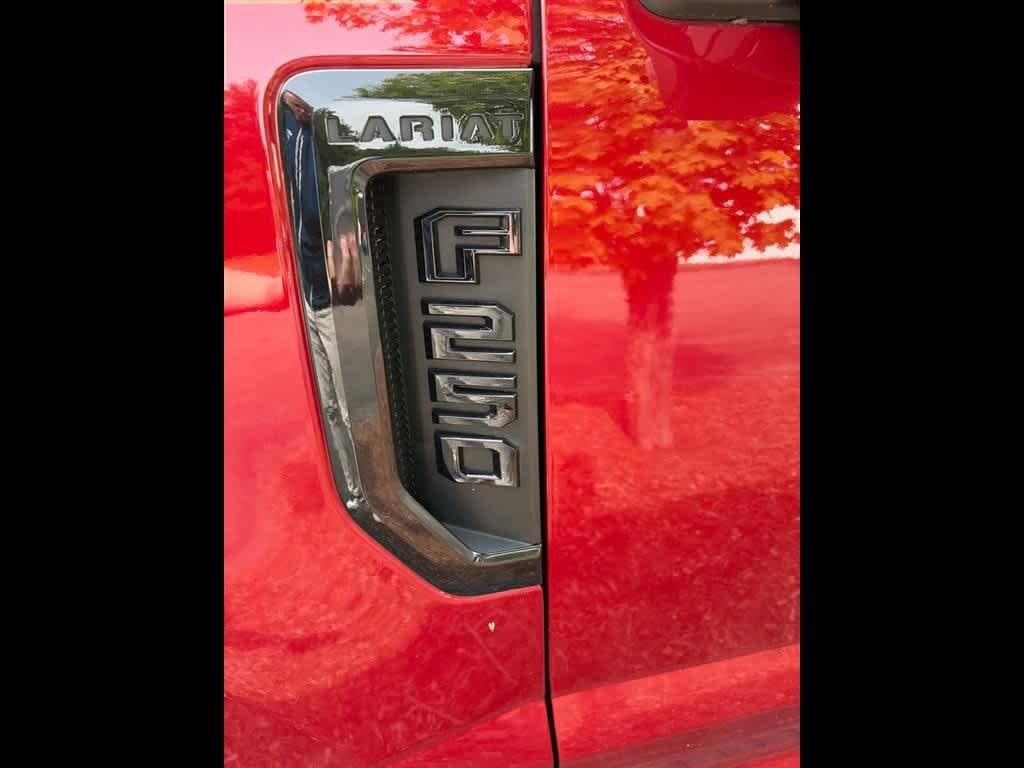 Used 2020 Ford F250 Lariat AWD/4WD image 4