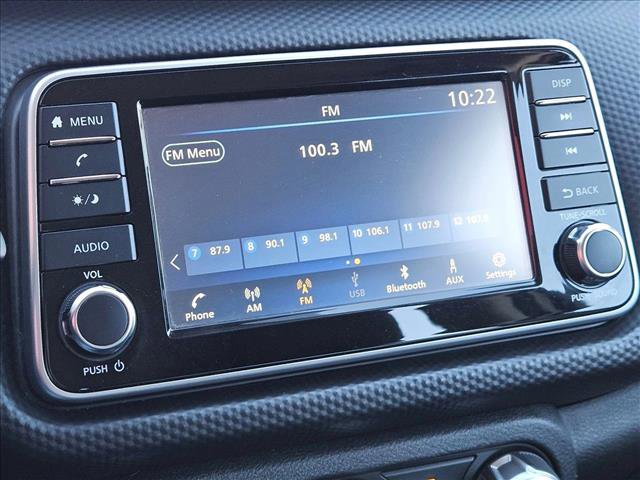 Used 2022 Nissan Kicks S image 17