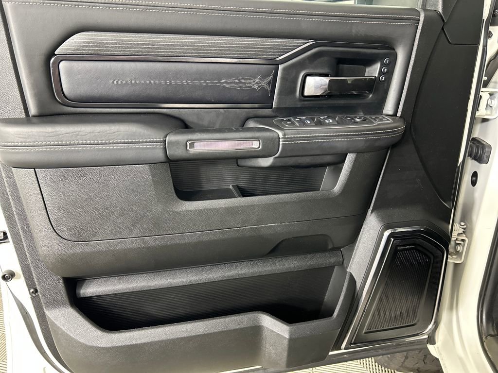 Used 2023 RAM 2500 Limited image 13