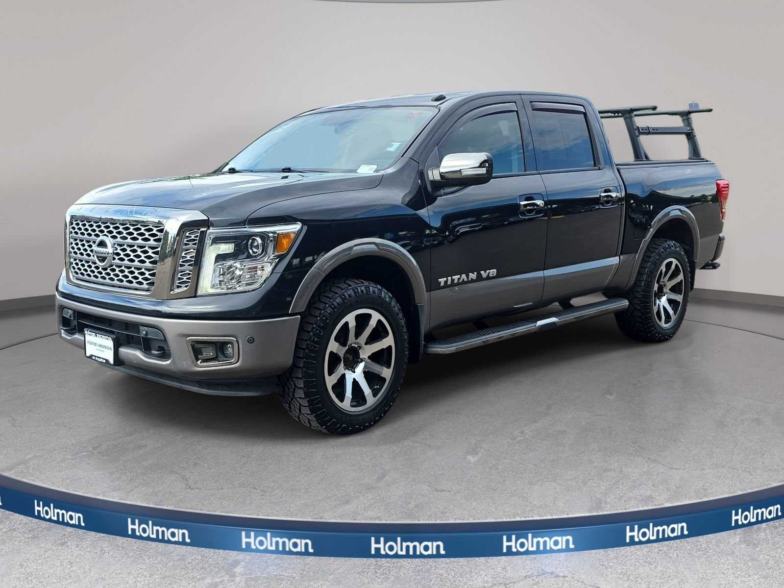 Used 2018 Nissan Titan Platinum Reserve w/ Platinum Utility Package AWD/4WD image 1