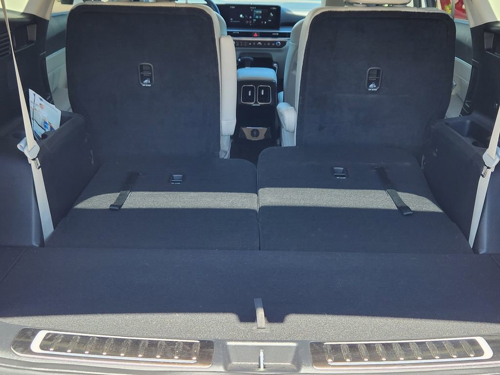 Used 2025 Kia Sorento SX image 30