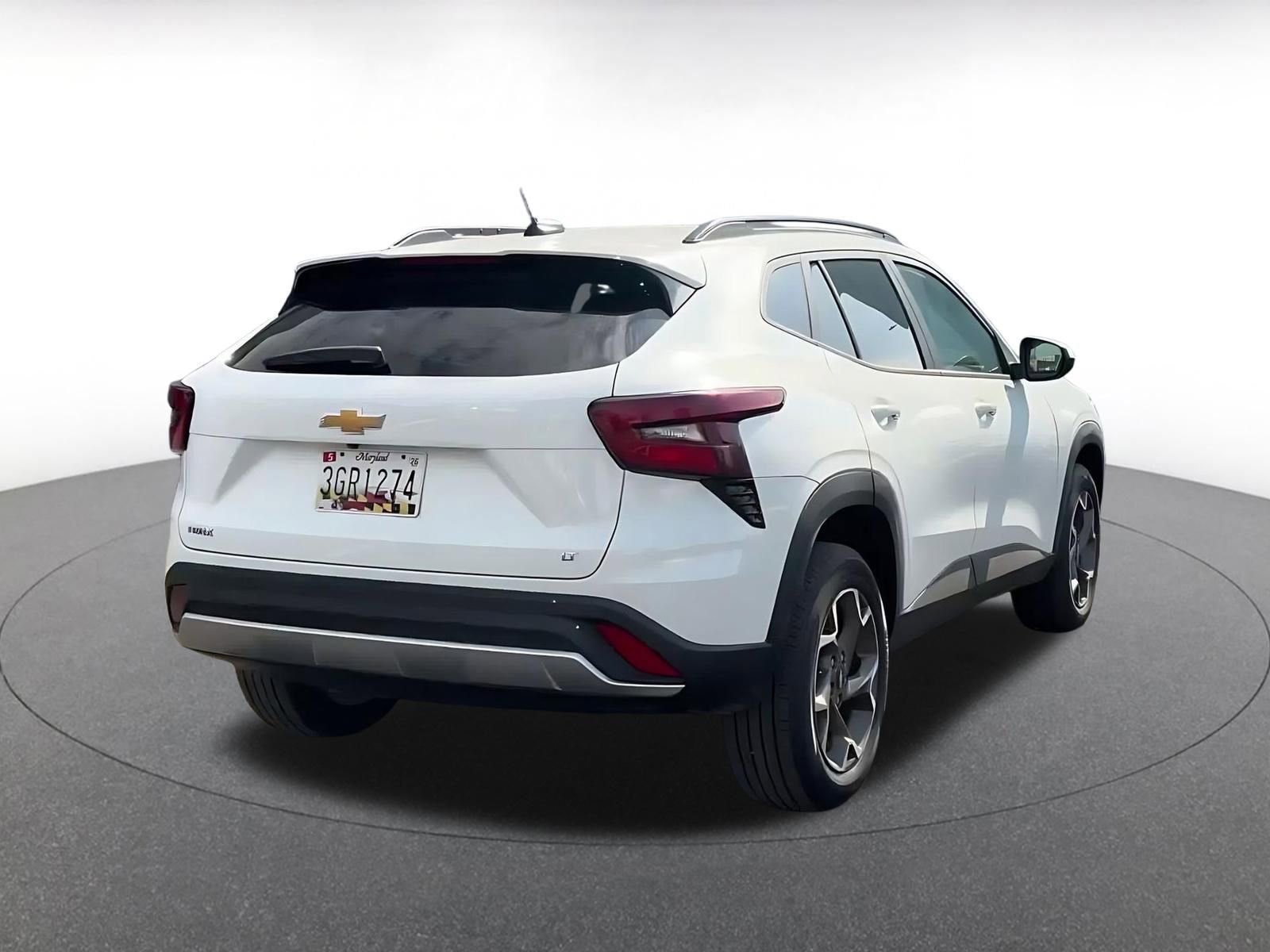 Used 2025 Chevrolet Trax LT w/ LT Convenience Package FWD image 14