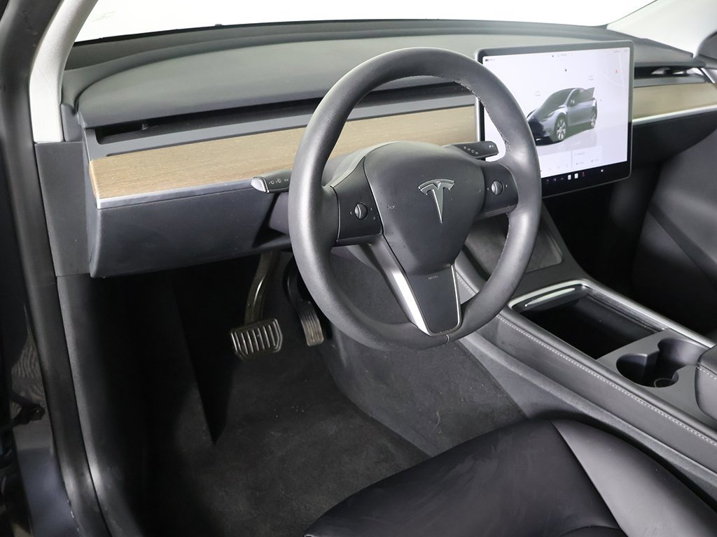 Used 2023 Tesla Model Y Long Range image 27