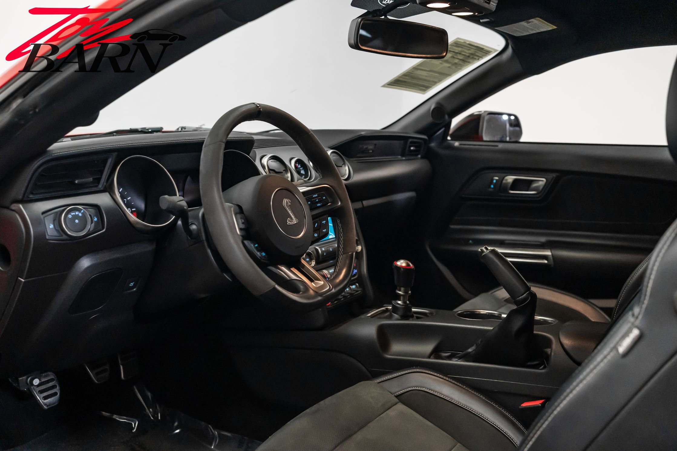 Used 2016 Ford Mustang Shelby GT350 w/ Technology Package image 39