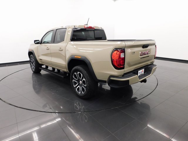 Used 2024 GMC Canyon AT4 w/ AT4 Premium Package image 6