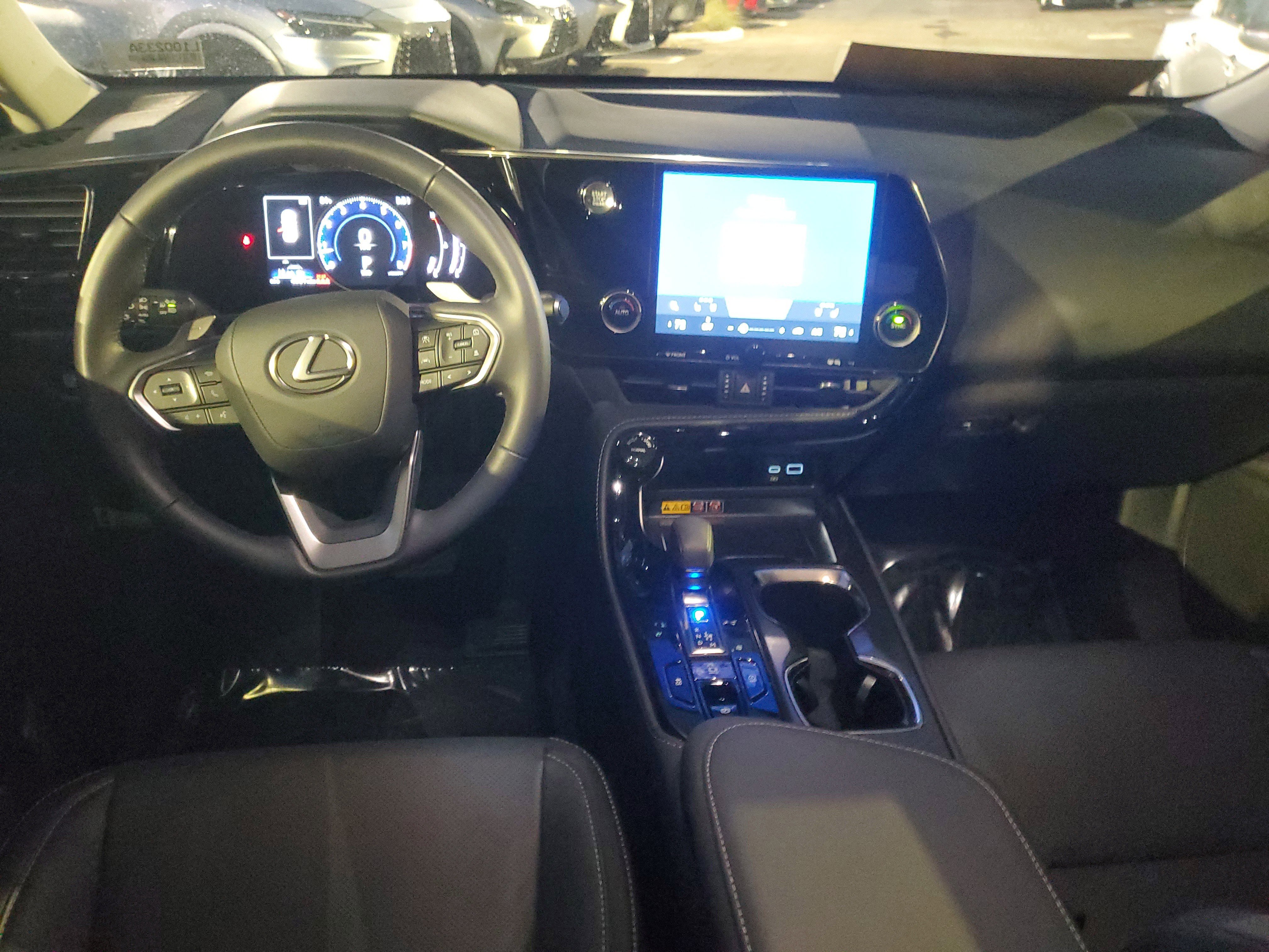 Certified 2025 Lexus NX 250 FWD w/ Premium Package image 10