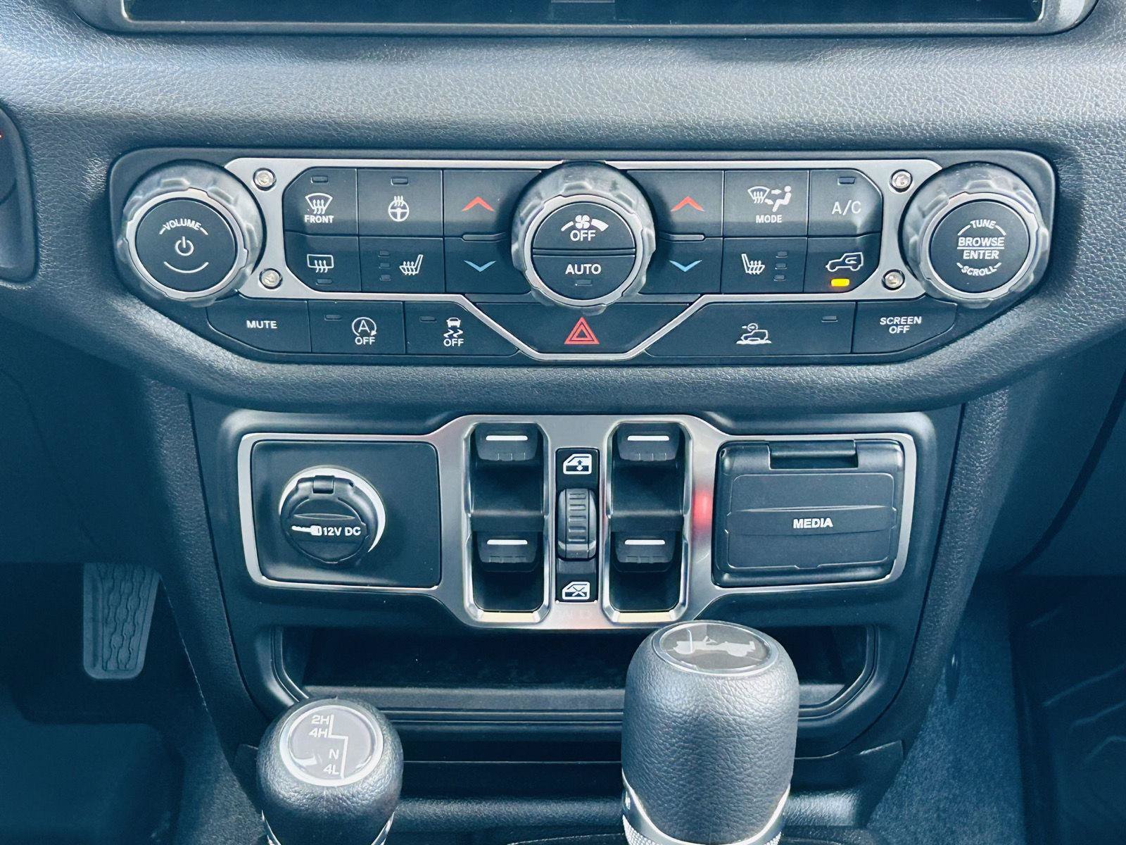 New 2026 Jeep Wrangler Unlimited Sport AWD/4WD image 19