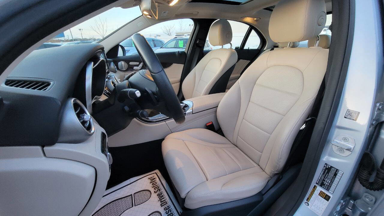 Used 2015 Mercedes-Benz C 300 4MATIC Sedan image 13