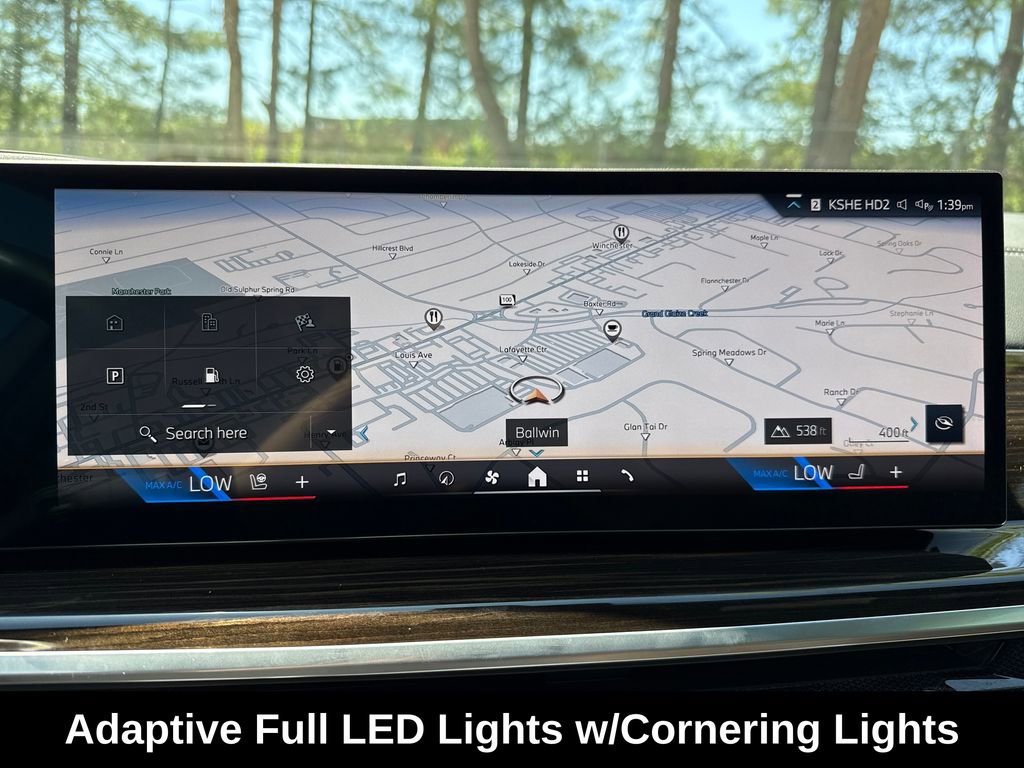 Used 2024 BMW X5 xDrive40i w/ M Sport Package image 21