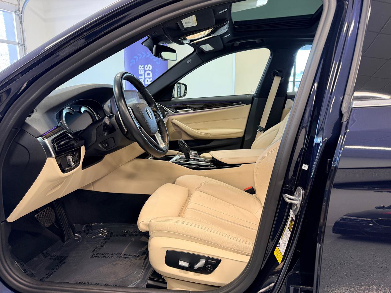 Used 2019 BMW 530i w/ Convenience Package RWD image 19