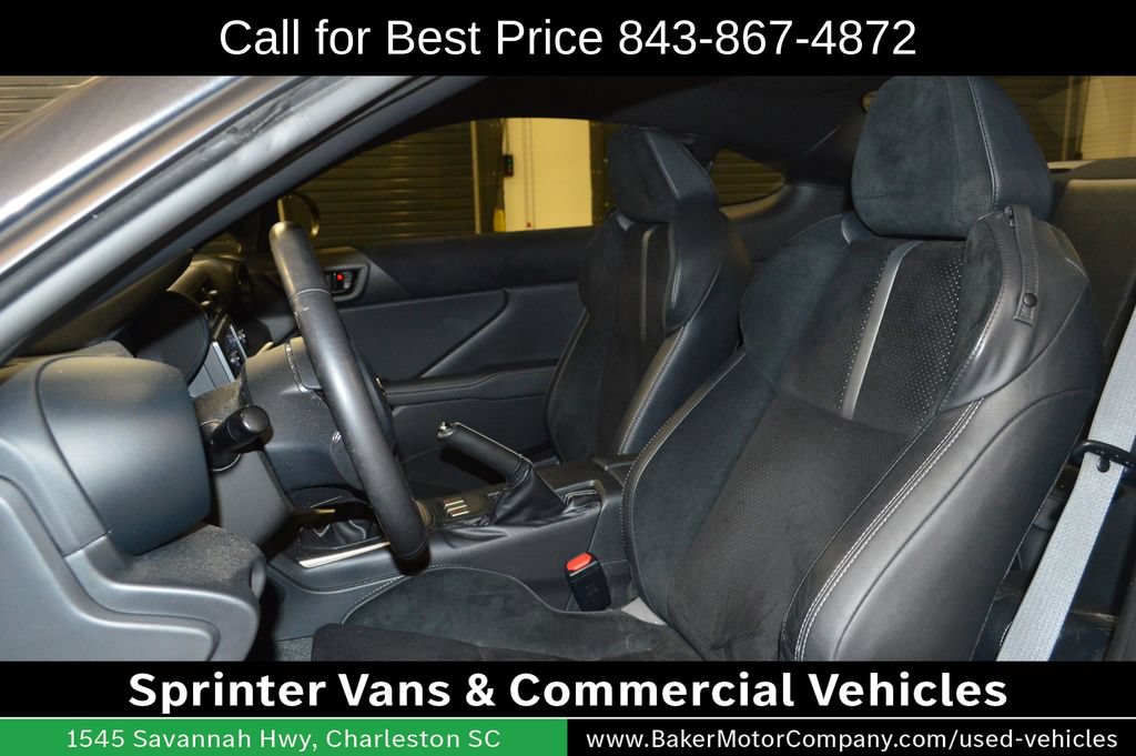 Used 2023 Toyota GR86 Premium RWD image 5