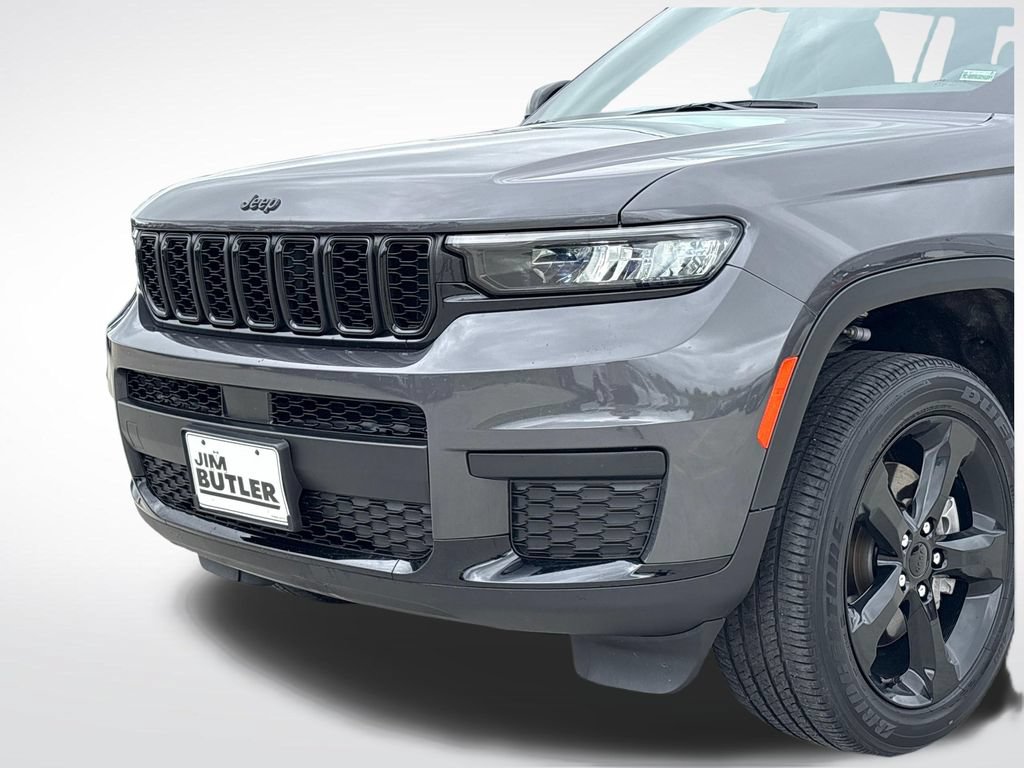 Used 2025 Jeep Grand Cherokee L Altitude AWD/4WD image 60