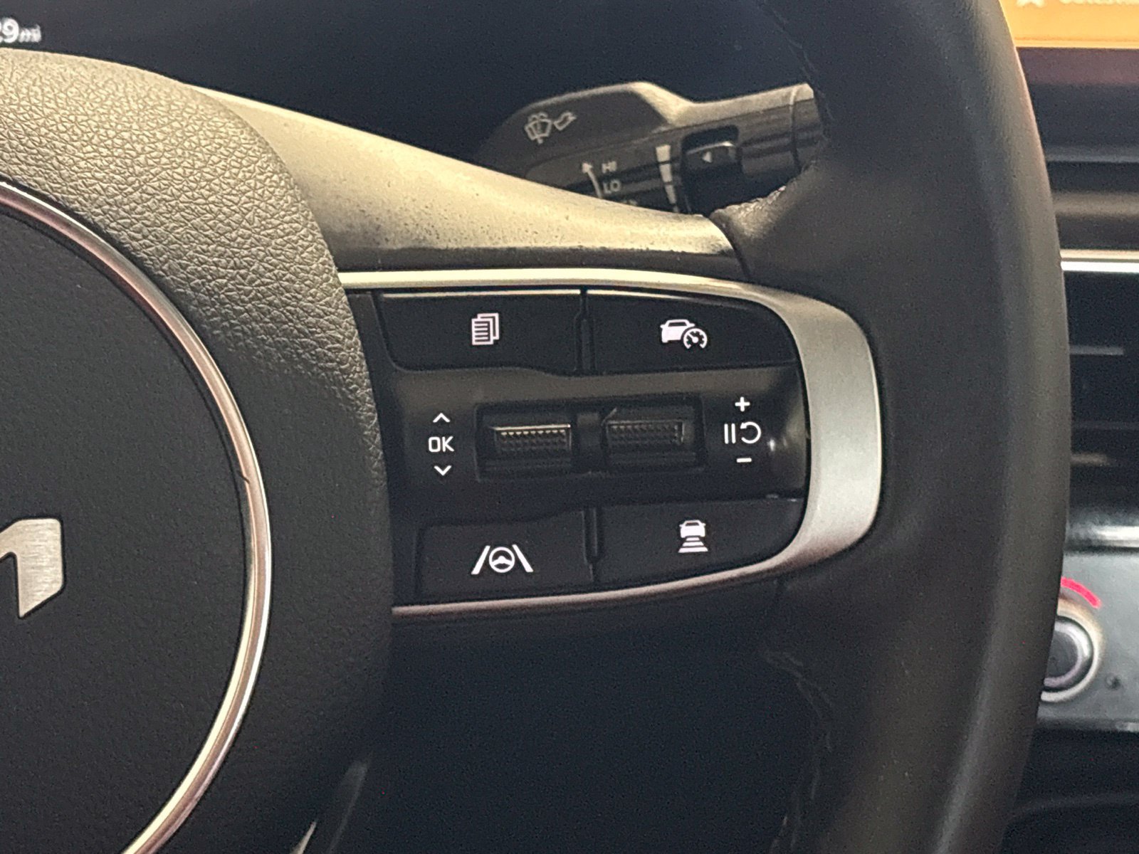 Used 2025 Kia K5 GT-Line w/ GT-Line Premium Package FWD image 26