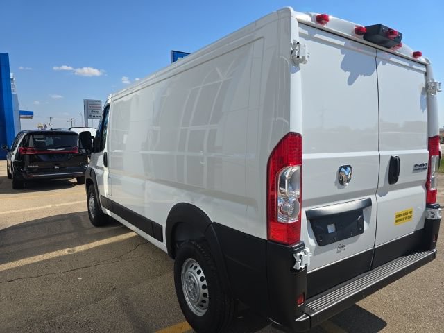 Used 2025 RAM ProMaster 1500 w/ Safety Group FWD image 8