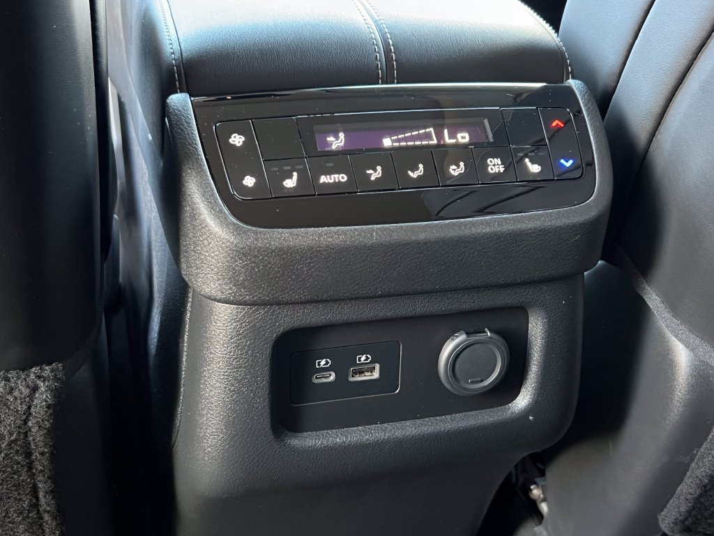 Used 2023 INFINITI QX60 Luxe AWD/4WD image 13