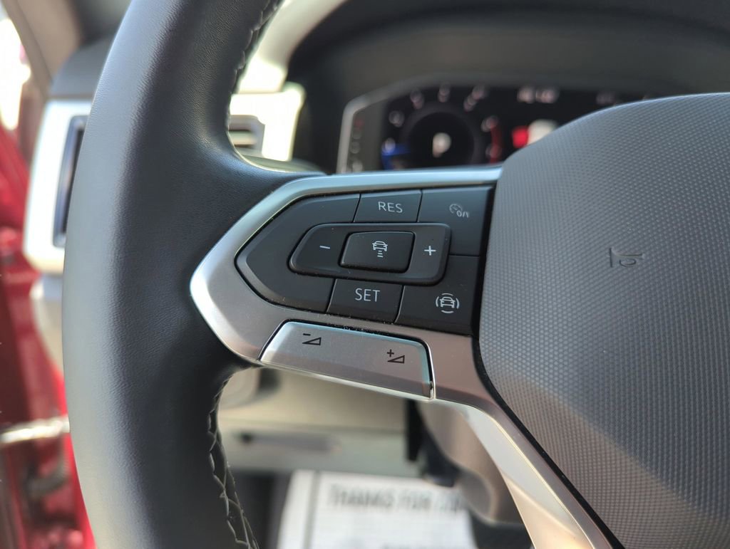 Used 2022 Volkswagen Atlas Cross Sport SE FWD image 35
