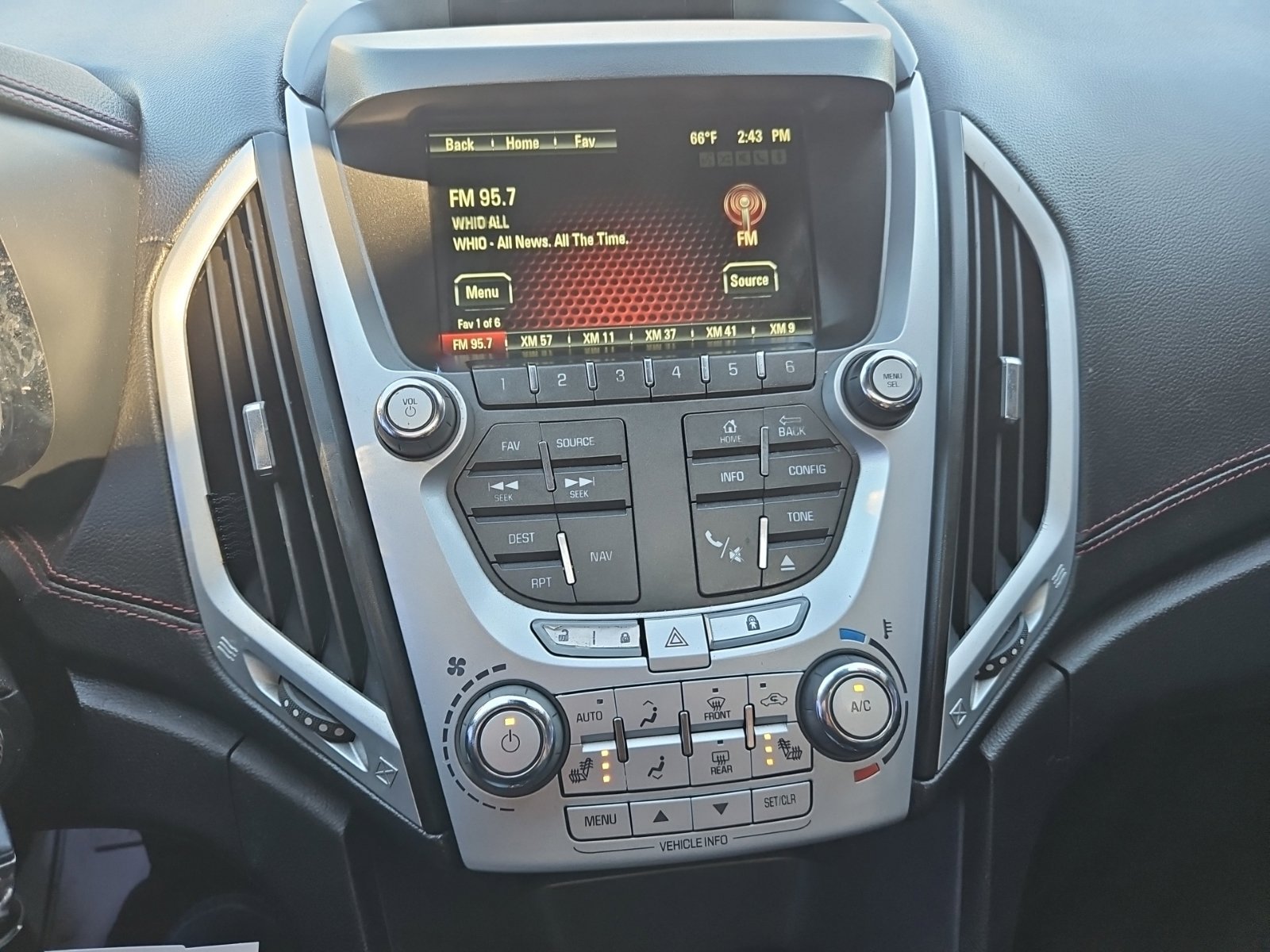 Used 2015 GMC Terrain Denali AWD/4WD image 27