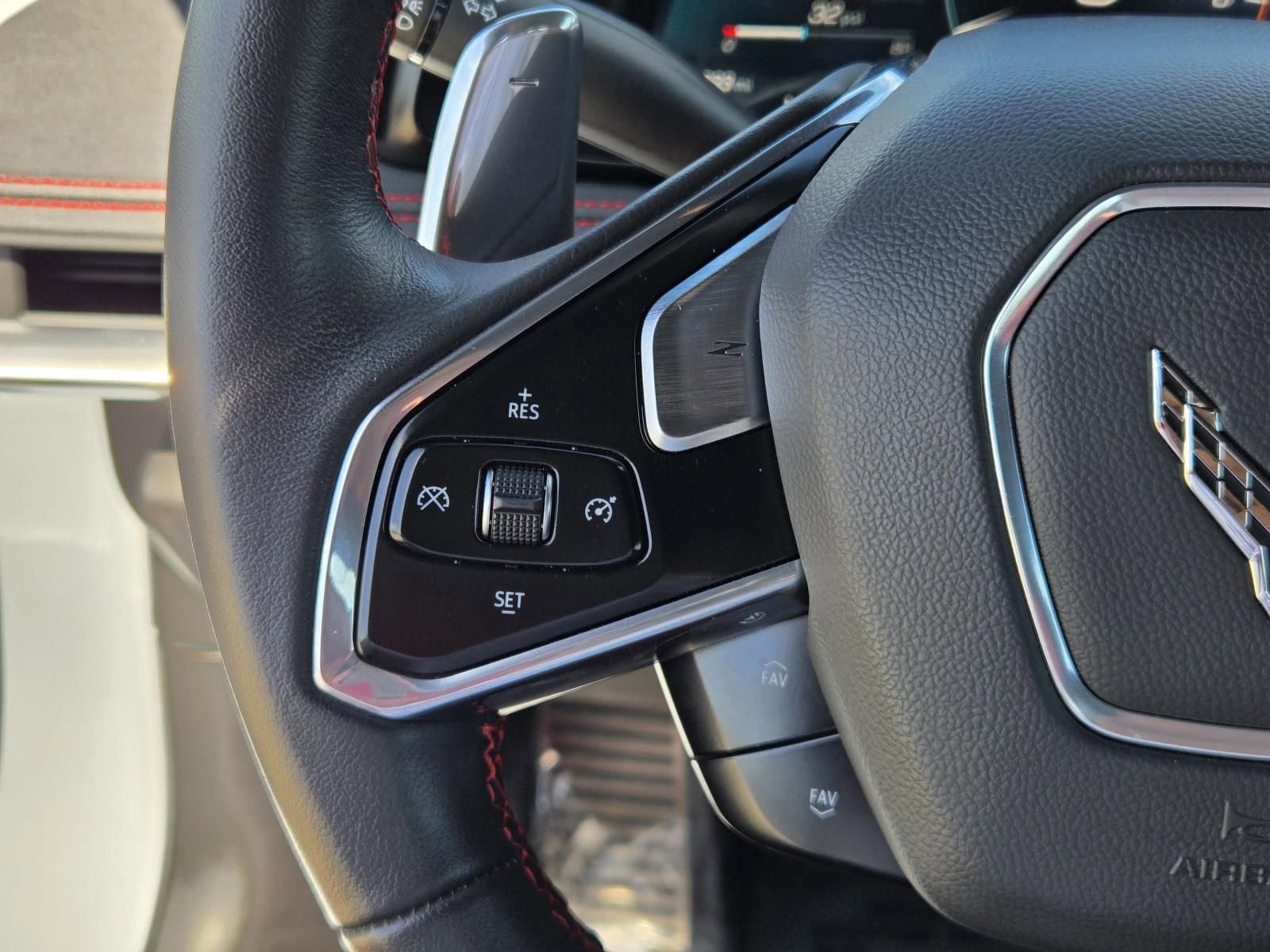 Used 2023 Chevrolet Corvette Stingray Convertible w/ 1LT image 17