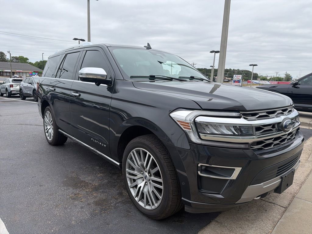 Used 2022 Ford Expedition Platinum AWD/4WD image 4