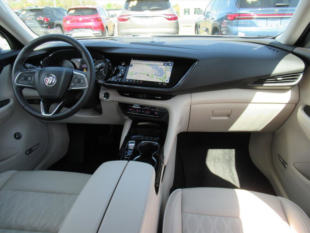 Used 2023 Buick Envision Avenir image 12