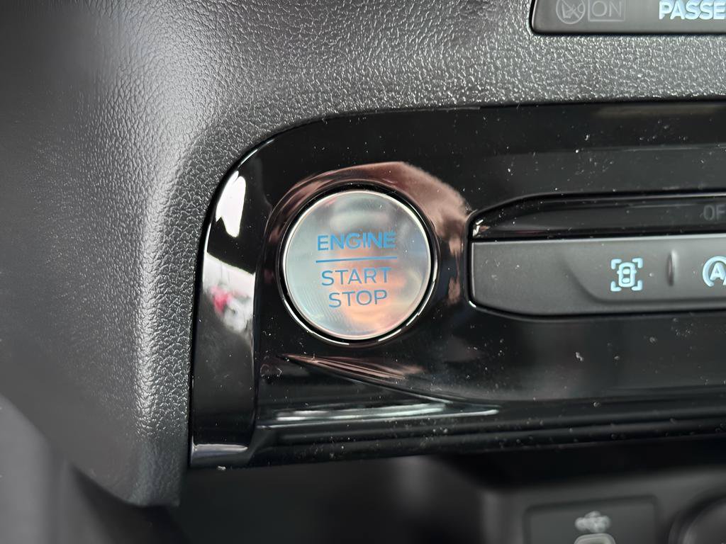 New 2026 Ford Escape ST-Line w/ Tech Pack #1 FWD image 18
