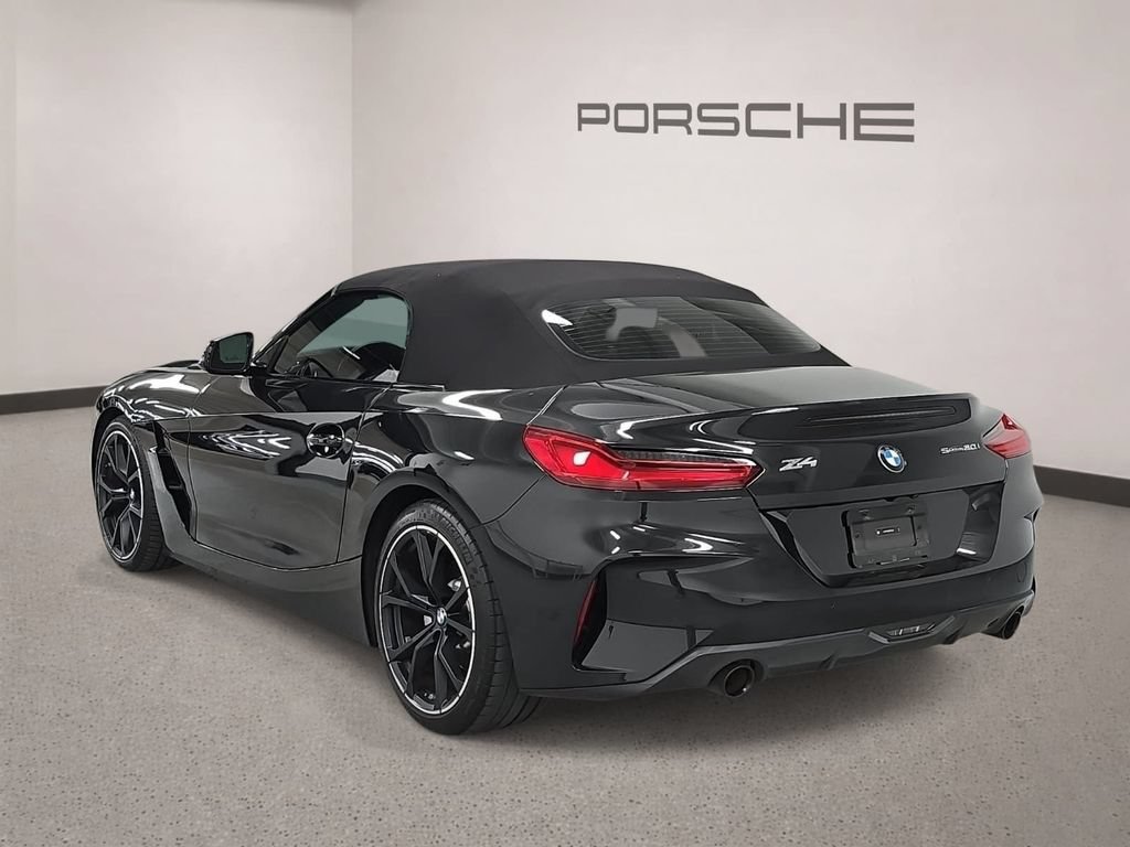 Used 2025 BMW Z4 sDrive30i w/ Shadowloine Package RWD image 3