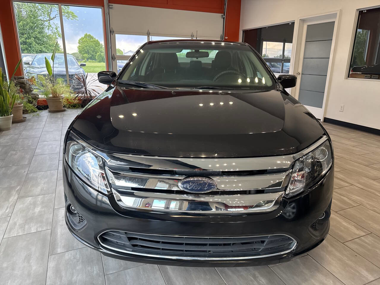 Used 2010 Ford Fusion SE FWD image 3