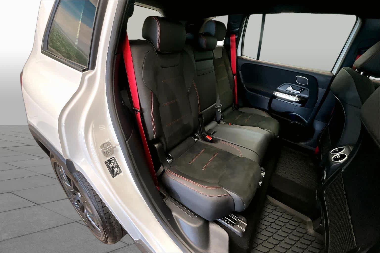 Used 2026 Mercedes-Benz GLB 35 AMG 4MATIC image 20