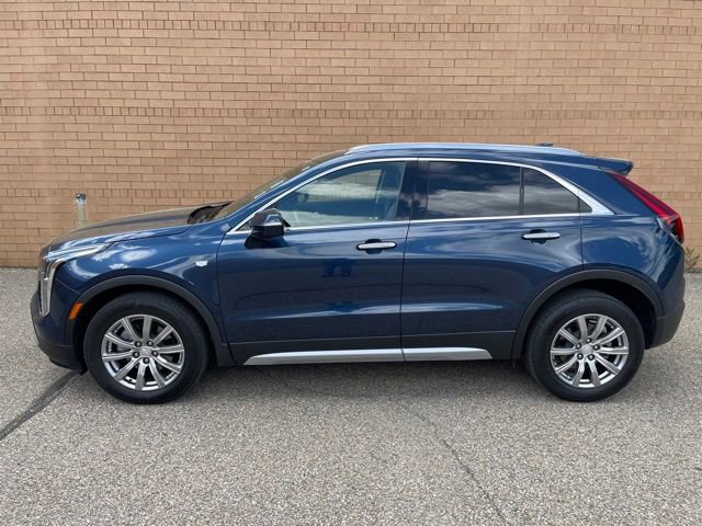 Used 2021 Cadillac XT4 Premium Luxury w/ Enhanced Visibility Package AWD/4WD image 9