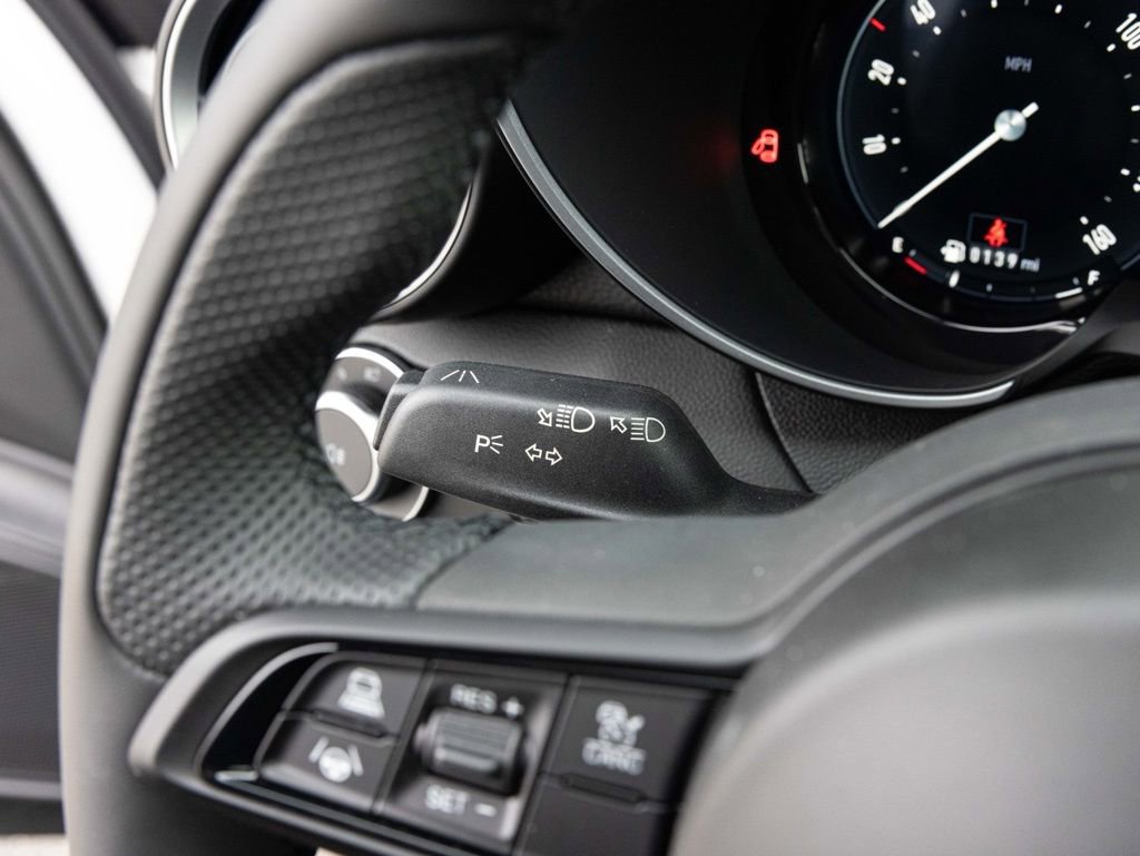 New 2026 Alfa Romeo Giulia AWD w/ Driving Assist Package image 33