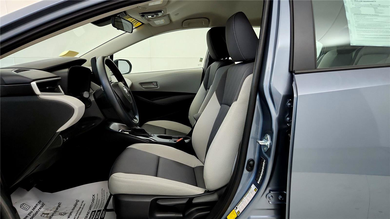 Certified 2025 Toyota Corolla LE w/ LE Premium Package image 25